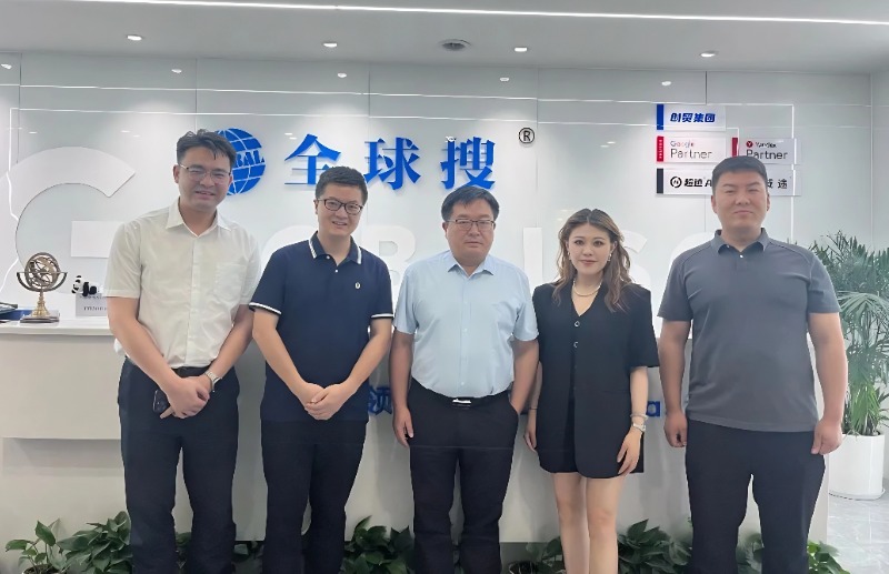 熱烈歡迎深圳市鹽田區(qū)副區(qū)長(zhǎng)簡(jiǎn)政、商務(wù)局副局長(zhǎng)詹...